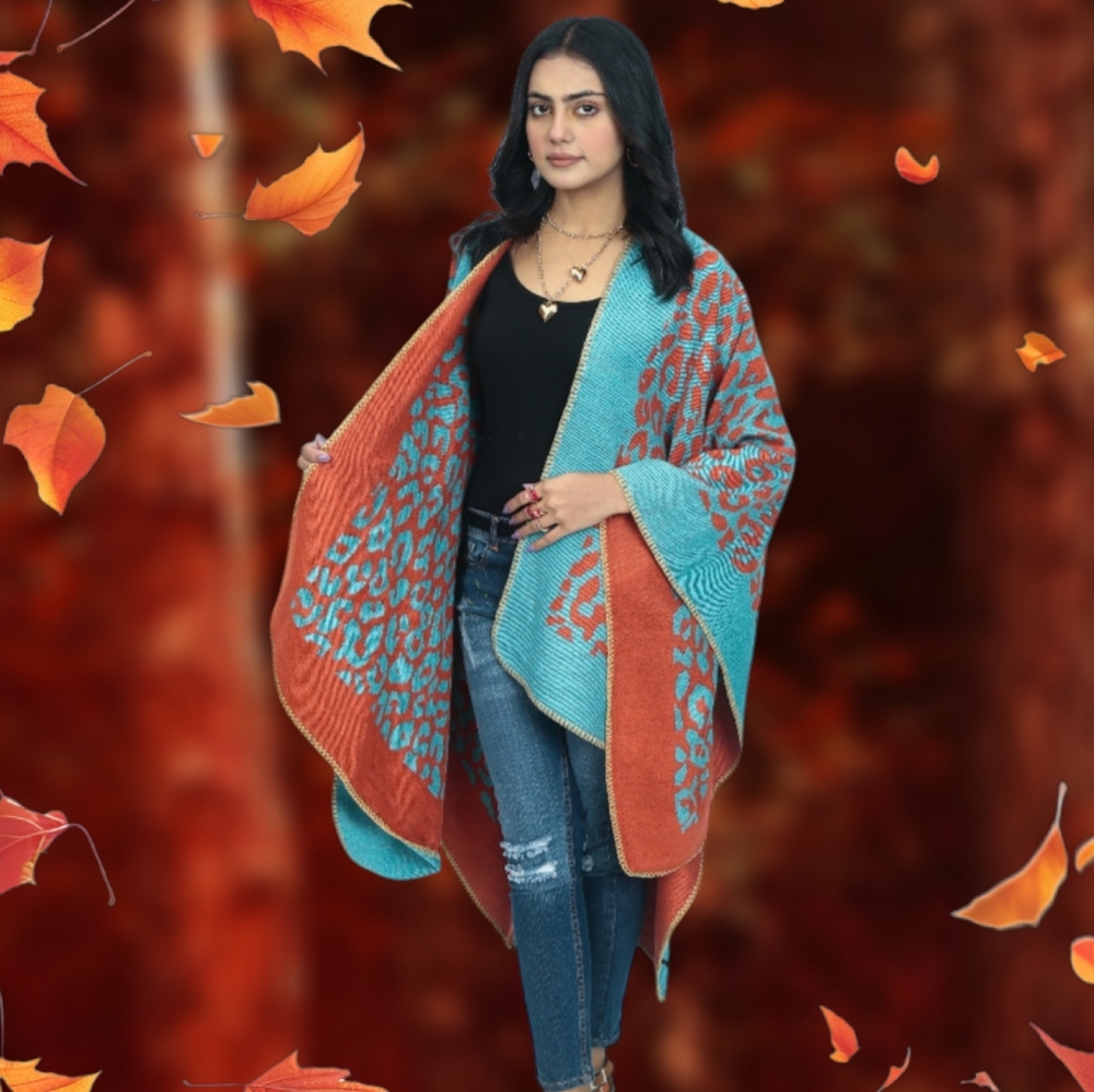 Wrap Poncho Beautiful Versatile. Wear on either side. 
Acrylic textile
#N013 - Picture 5 of 6